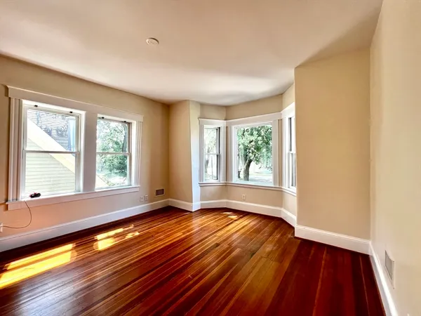 $3,700 | 1 Fort Ave Terrace, Unit 2, Boston, MA 02119