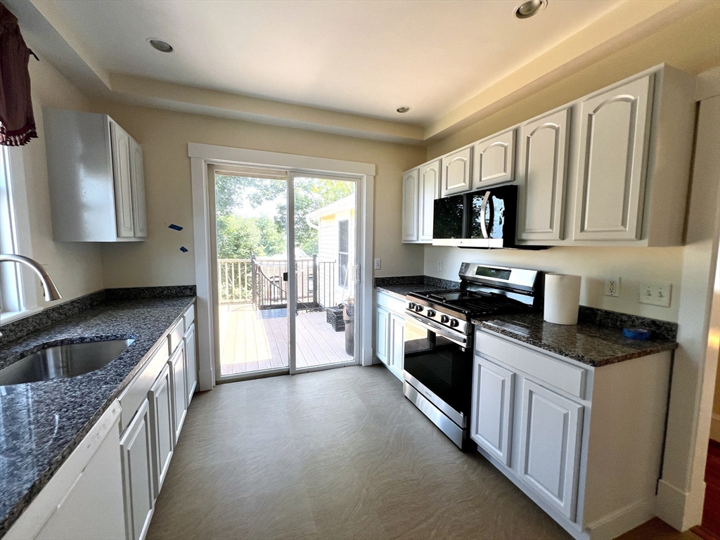 1 Fort Ave Terrace, Unit 2 Boston, MA 02119 - Photo 4 of 17