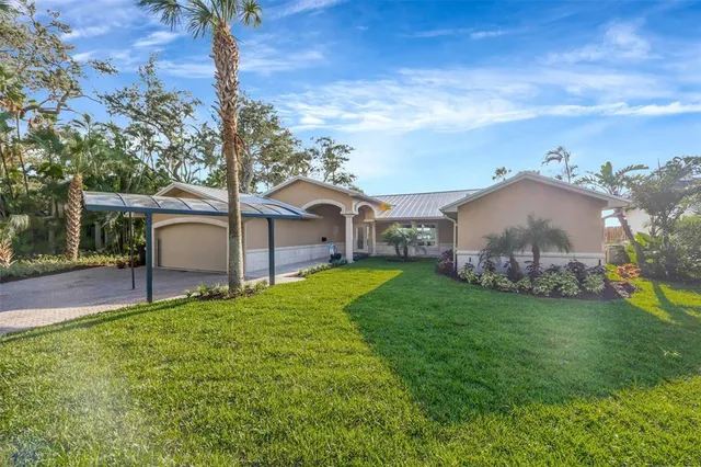 $2,399,000 | 8400 35th Avenue North, St. Petersburg, FL 33710
