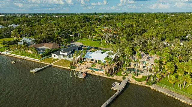 $2,399,000 | 8400 35th Avenue North, St. Petersburg, FL 33710