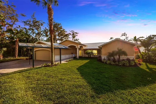 $2,399,000 | 8400 35th Avenue North, St. Petersburg, FL 33710