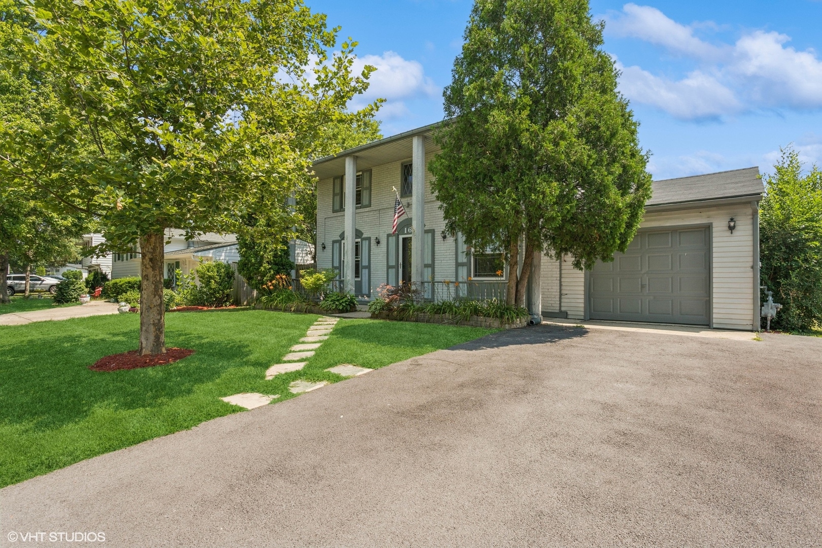 168 Thornhurst Road Bolingbrook, IL 60440 - Photo 2 of 35