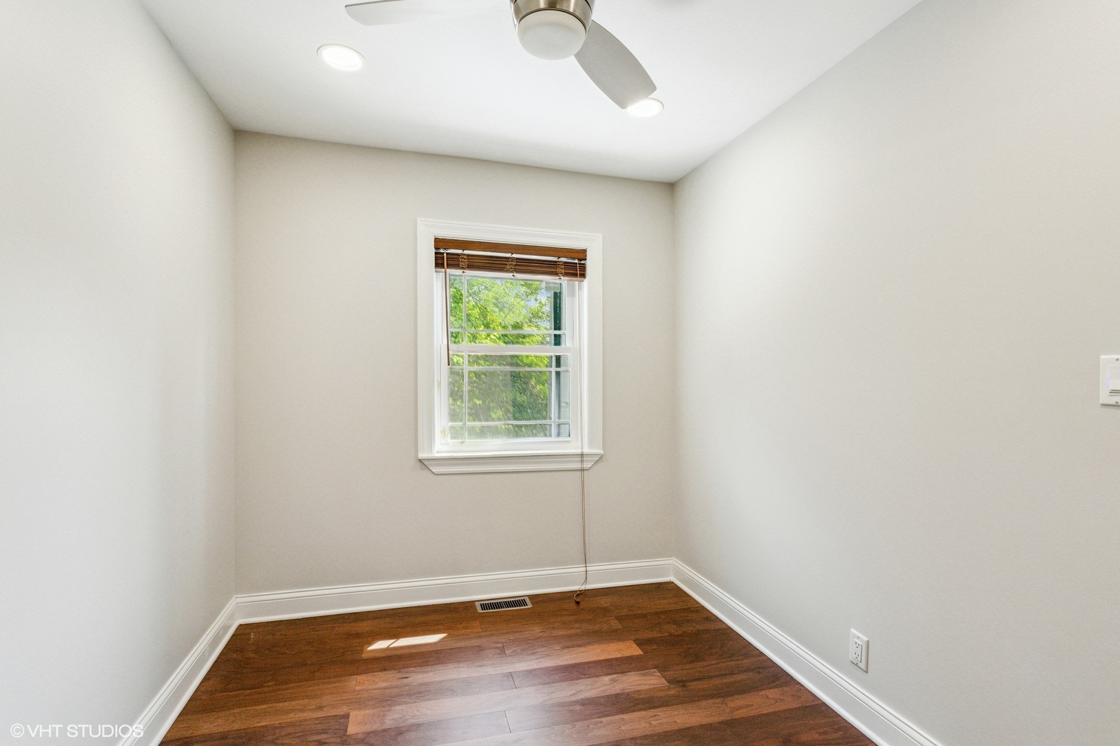 168 Thornhurst Road Bolingbrook, IL 60440 - Photo 21 of 35