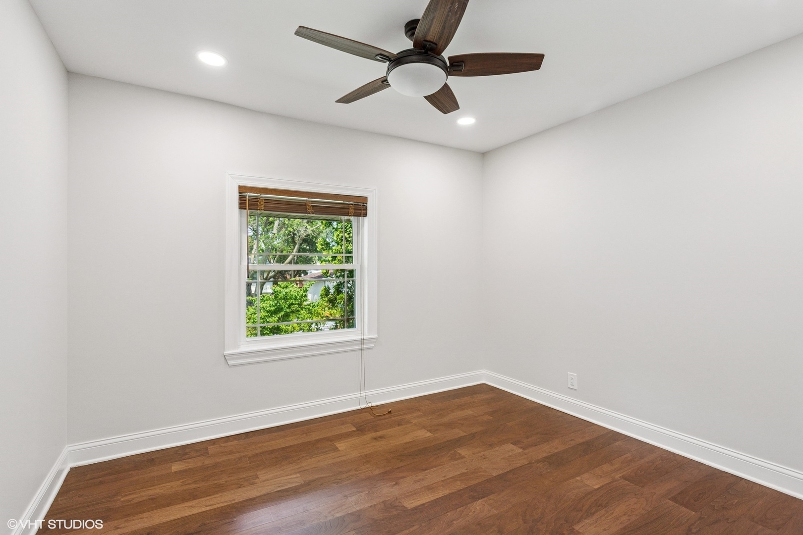 168 Thornhurst Road Bolingbrook, IL 60440 - Photo 22 of 35