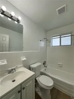 $1,795 | 5911 Northeast 18th Avenue, Unit 4, Fort Lauderdale, FL 33334