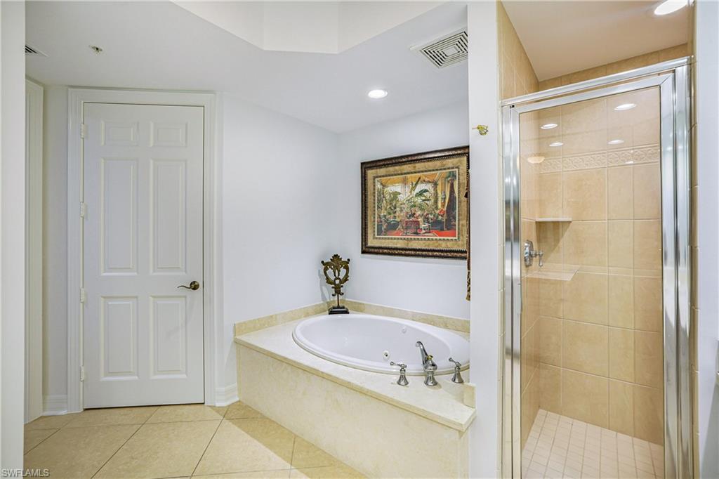 295 Grande Way, Unit 505 Naples, FL 34110 - Photo 11 of 21