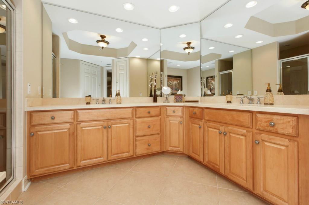 295 Grande Way, Unit 505 Naples, FL 34110 - Photo 16 of 20