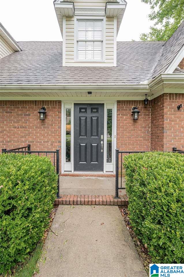 421 Russet Hl Road Birmingham, AL 35244 - Photo 2 of 47