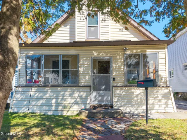 $199,000 | 435 Anthony Street, Schenectady, NY 12308