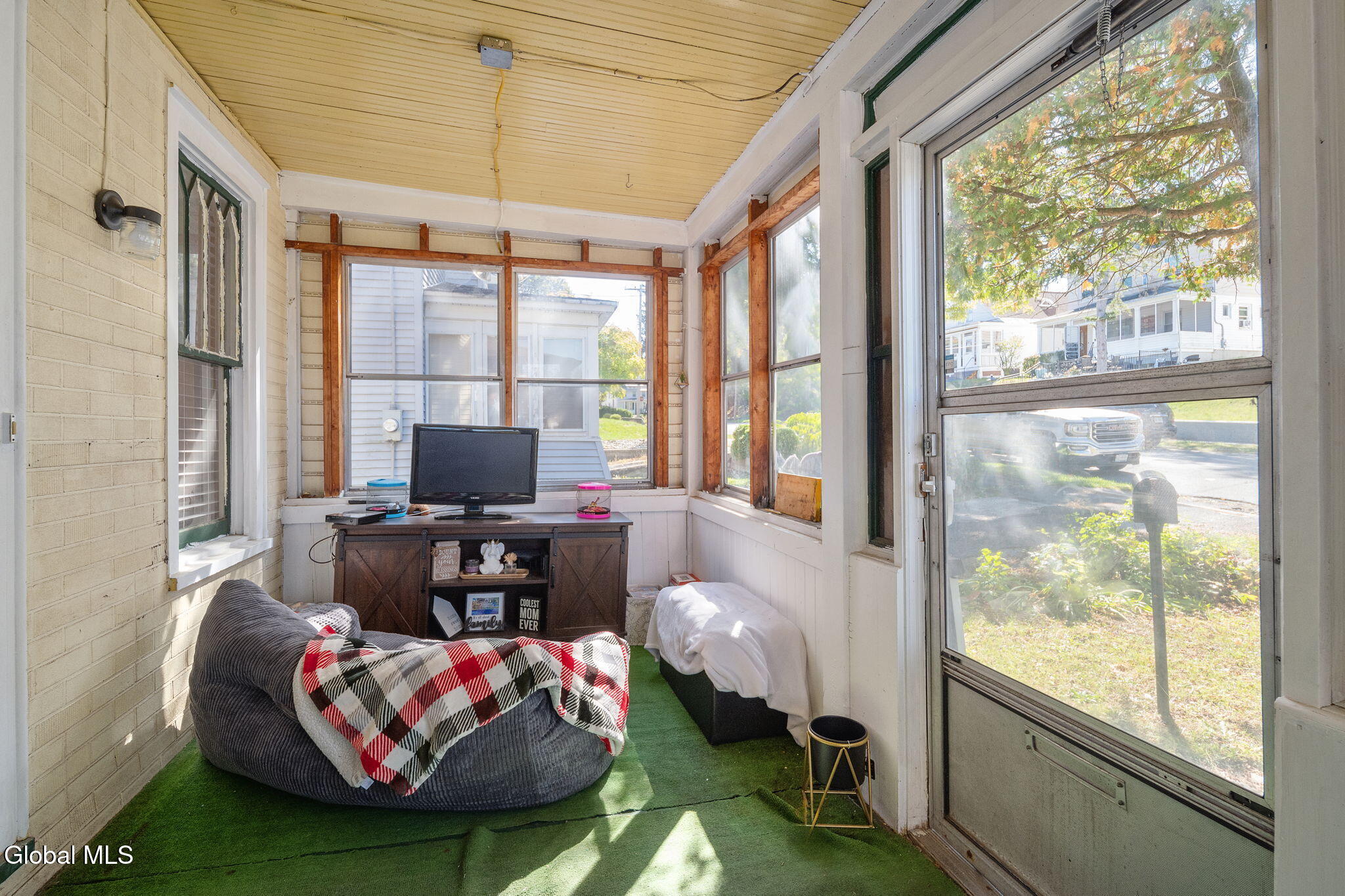 435 Anthony Street Schenectady, NY 12308 - Photo 7 of 34 7-435AnthonySt_07