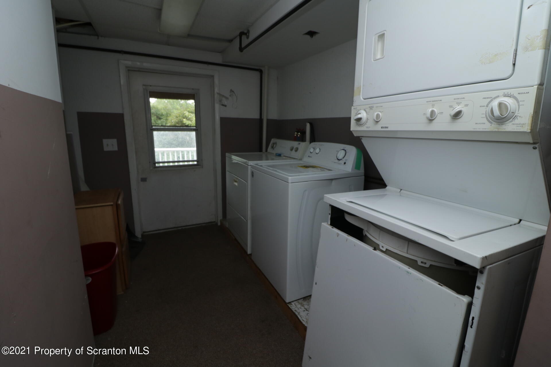 4 Prospect Street Simpson, PA 18407 - Photo 40 of 41 a utility room with dryer and washer
