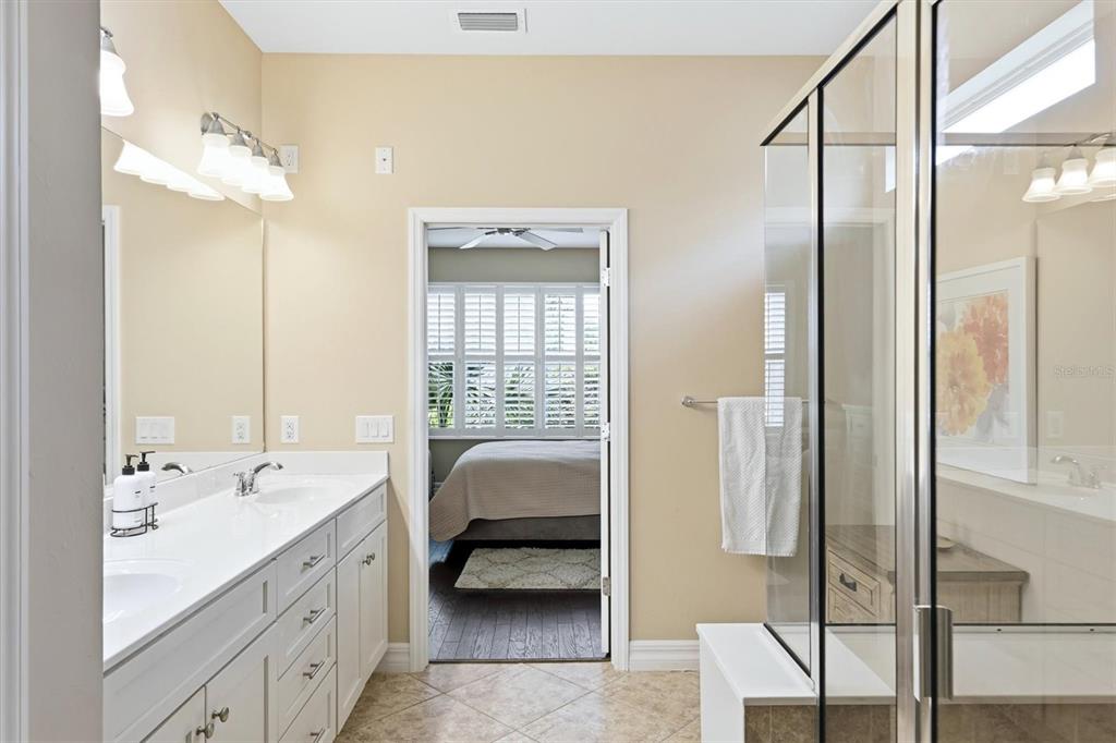 19454 Rizzuto Street Venice, FL 34293 - Photo 24 of 62