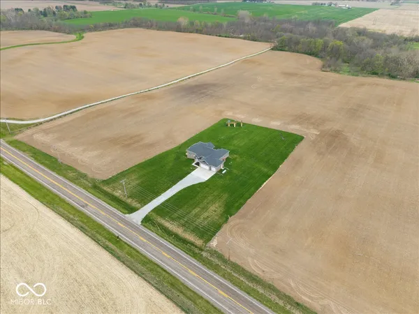 $779,900 | 3820 North Sr 75, Thorntown, IN 46071