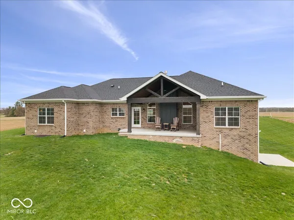 $779,900 | 3820 North Sr 75, Thorntown, IN 46071