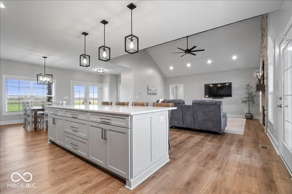 $779,900 | 3820 North Sr 75, Thorntown, IN 46071