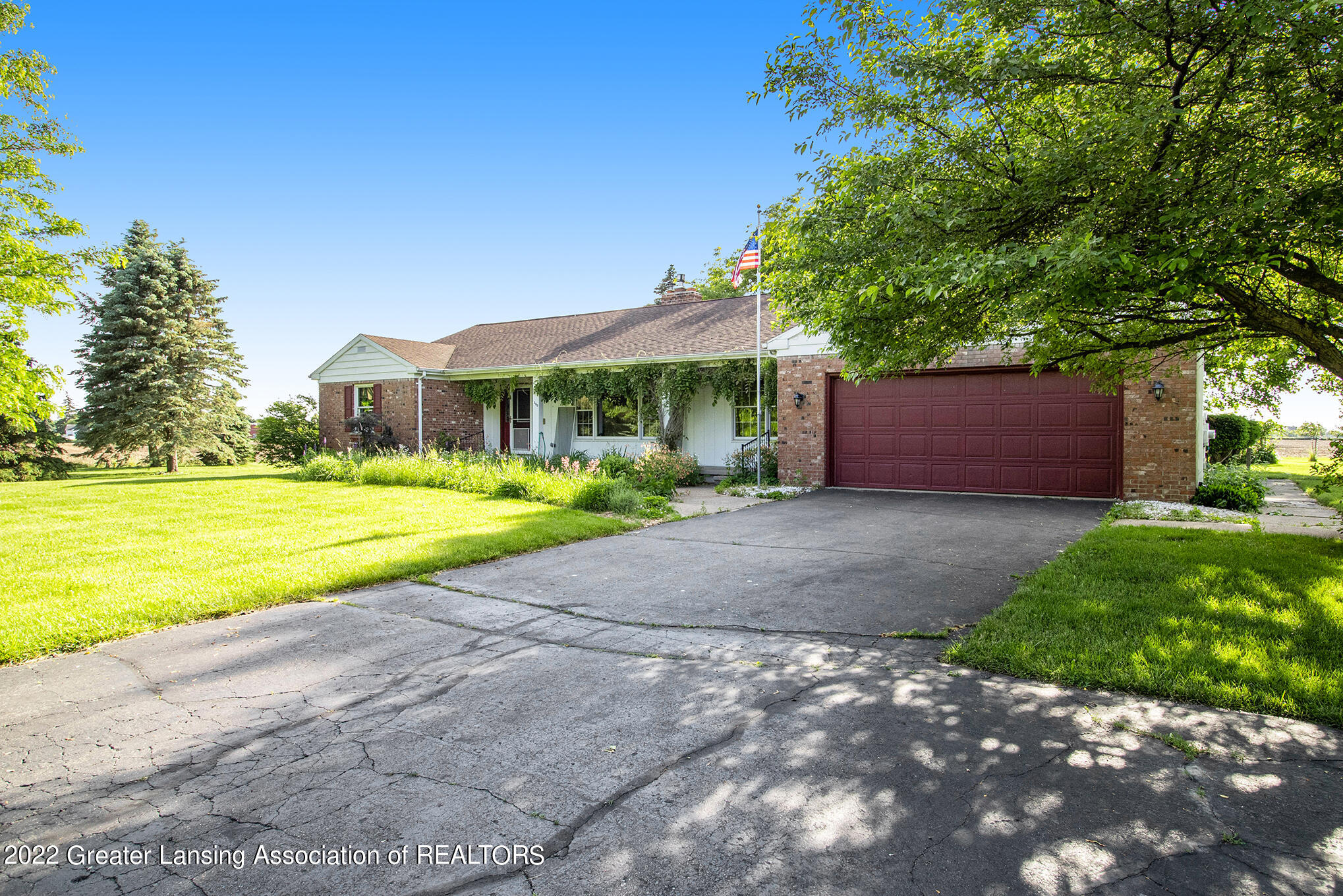 300 Ives Road Mason, MI 48854 - Photo 2 of 32 2_300