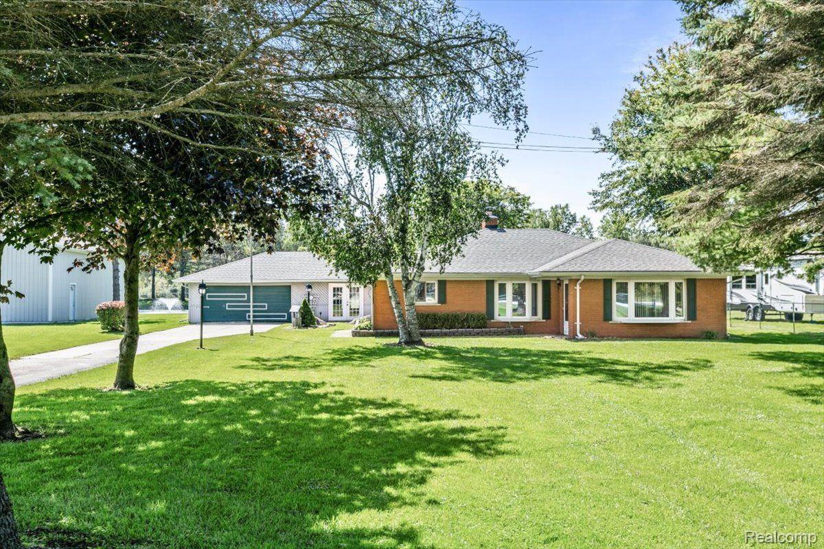 10249 Lindsey Road Casco, MI 48064 - Photo 2 of 35 Gallery Image 2