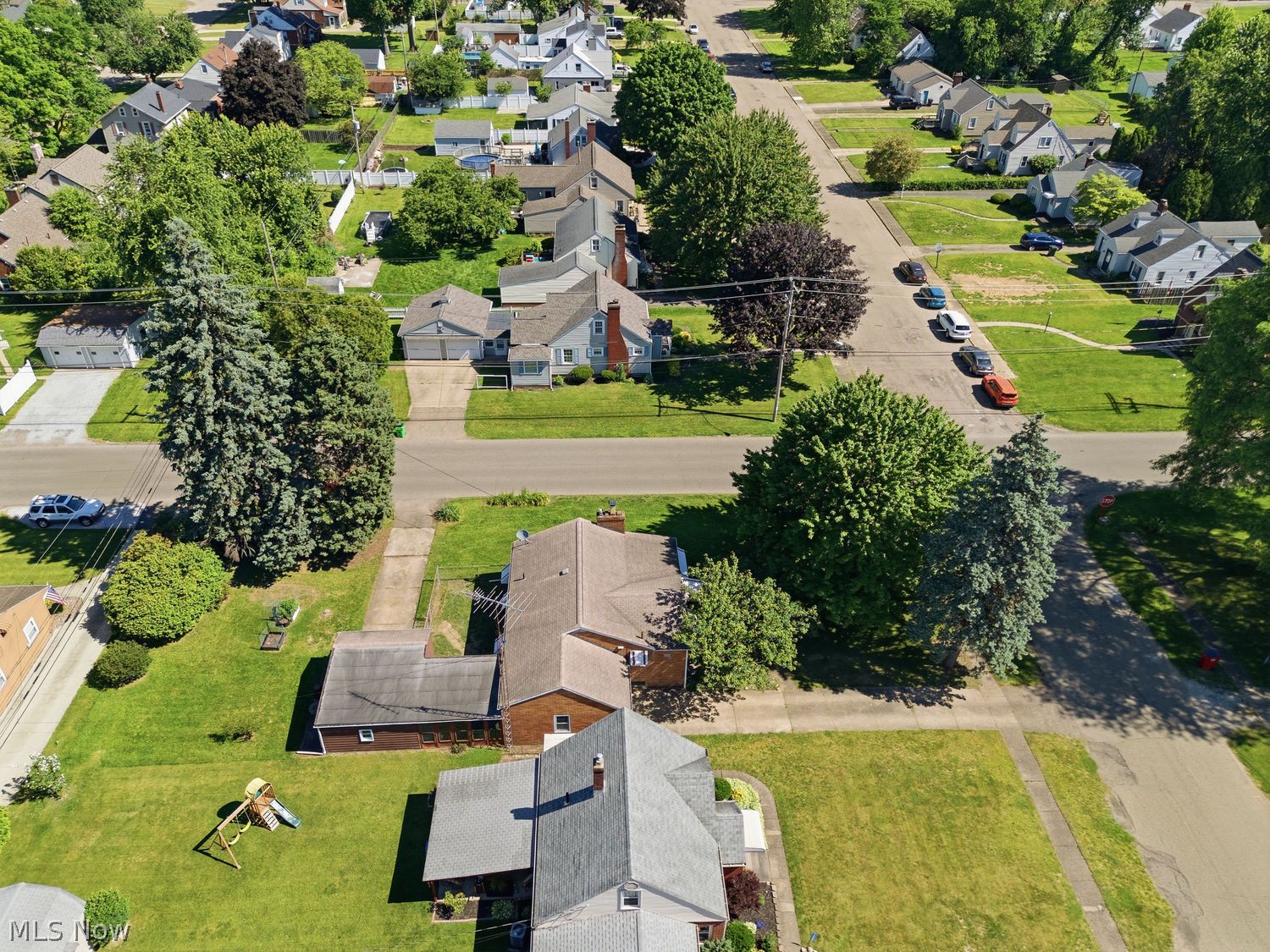 1303 Manor Avenue Southwest Canton, OH 44710 - Photo 27 of 29