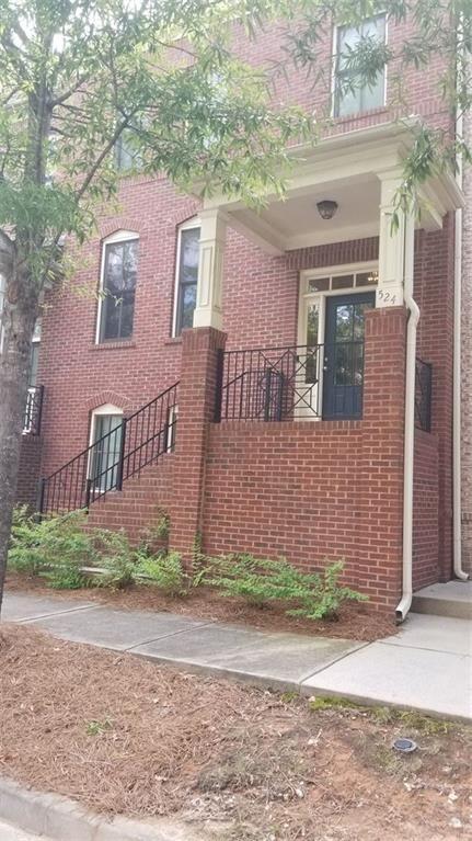524 Twinrose Way Alpharetta, GA 30004 - Photo 2 of 18