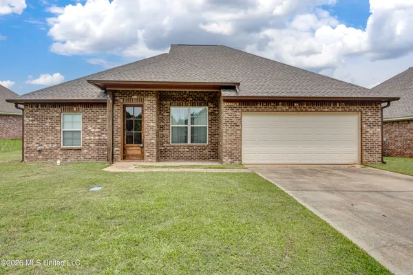 $259,900 | 406 Silver Hill Drive, Pearl, MS 39208