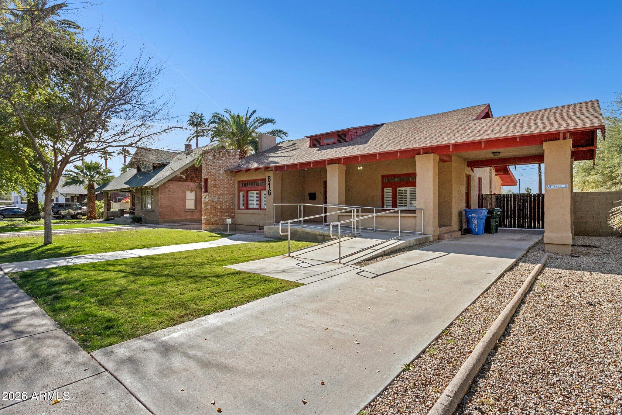816 North 6th Avenue Phoenix, AZ 85003 - Photo 5 of 49 Plenty of parking