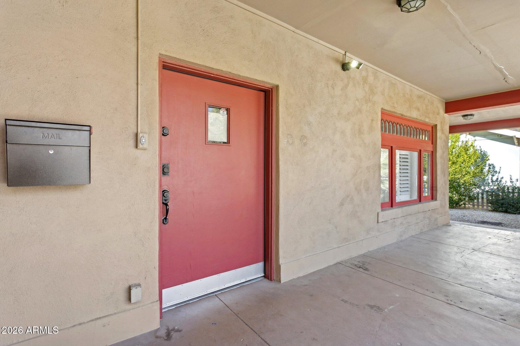 816 North 6th Avenue Phoenix, AZ 85003 - Photo 6 of 49 Deep front porch