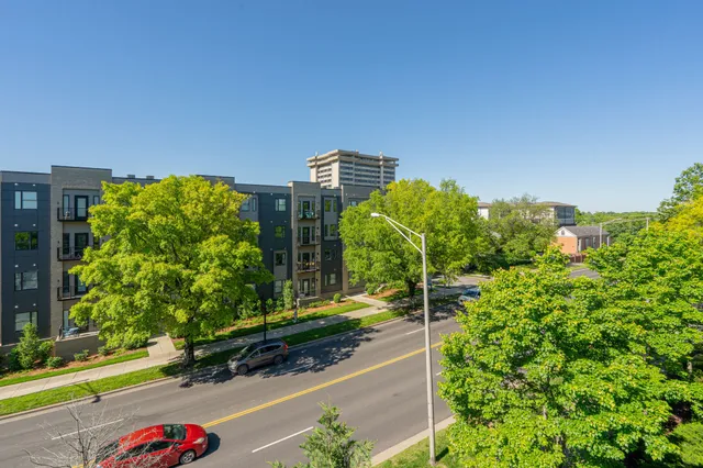 $3,600 | 1706 18th Avenue South, Unit 315, Nashville, TN 37212