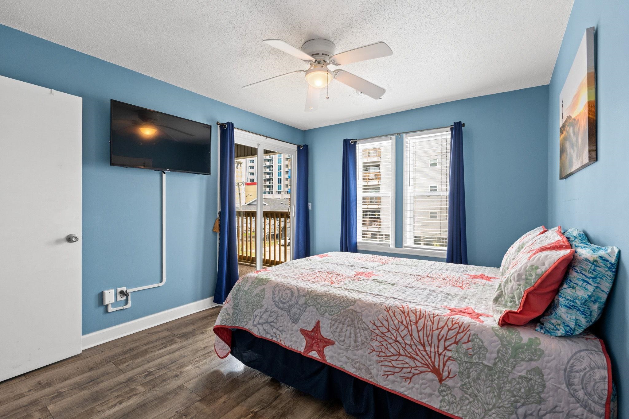 2001 Spring Street, Unit H2 North Myrtle Beach, SC 29582 - Photo 11 of 24