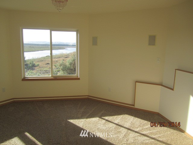9398 Stonecrest Road Northeast Moses Lake, WA 98837 - Photo 10 of 15 Gallery Image 10