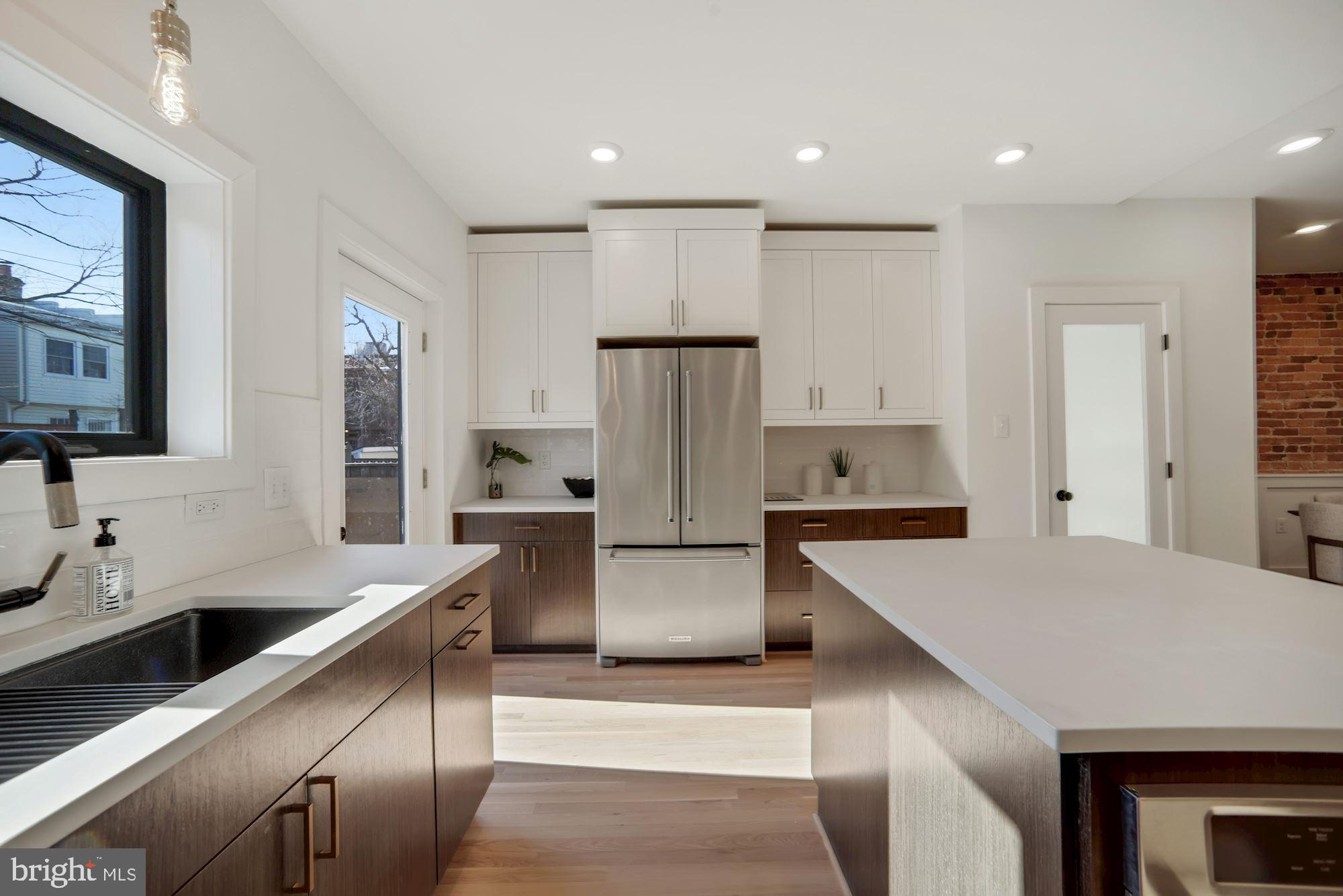 617 Lexington Place Northeast Washington, DC 20002 - Photo 16 of 43