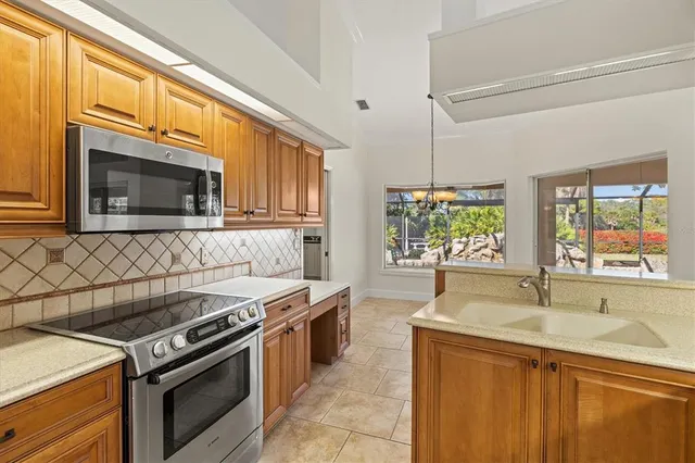 $699,900 | 1983 White Feather Lane, Nokomis, FL 34275