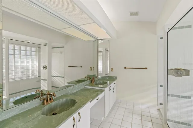 $699,900 | 1983 White Feather Lane, Nokomis, FL 34275