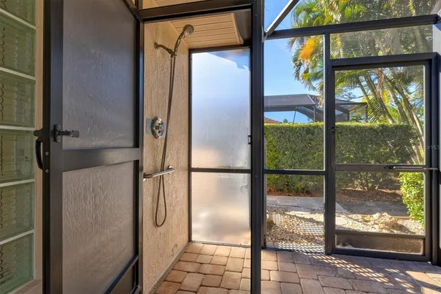 $699,900 | 1983 White Feather Lane, Nokomis, FL 34275