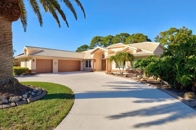 $699,900 | 1983 White Feather Lane, Nokomis, FL 34275