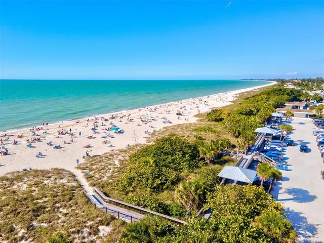 $699,900 | 1983 White Feather Lane, Nokomis, FL 34275