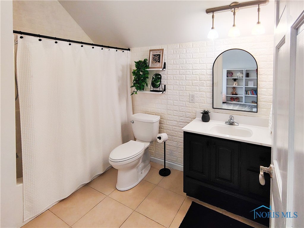15740 Hill Road Defiance, OH 43512 - Photo 27 of 41 Gallery Image 27