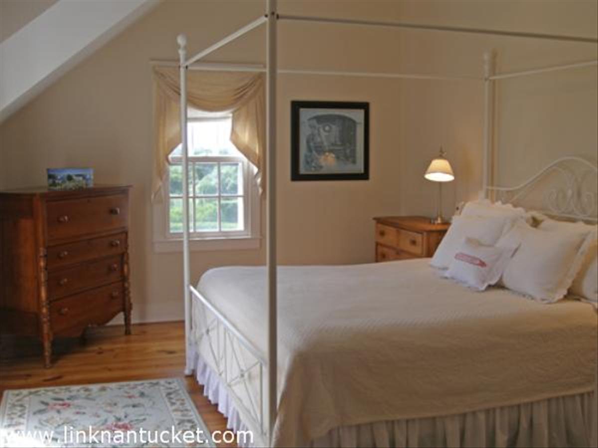 30 B Sankaty Road Nantucket, MA 02554 - Photo 6 of 18 Gallery Image 6