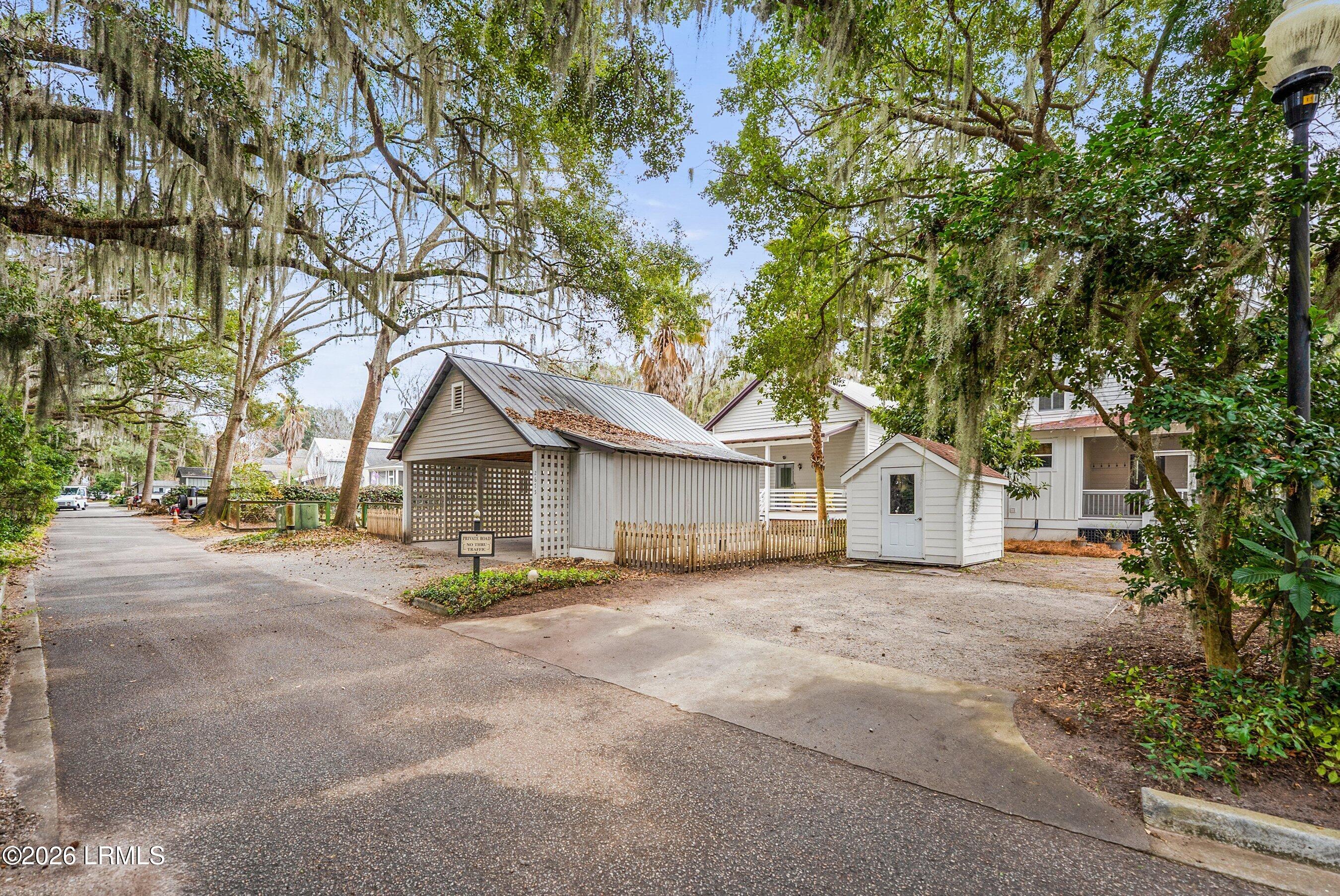 2677 Broad Street Beaufort, SC 29902 - Photo 34 of 55 DSC07895.jpg-SMALL