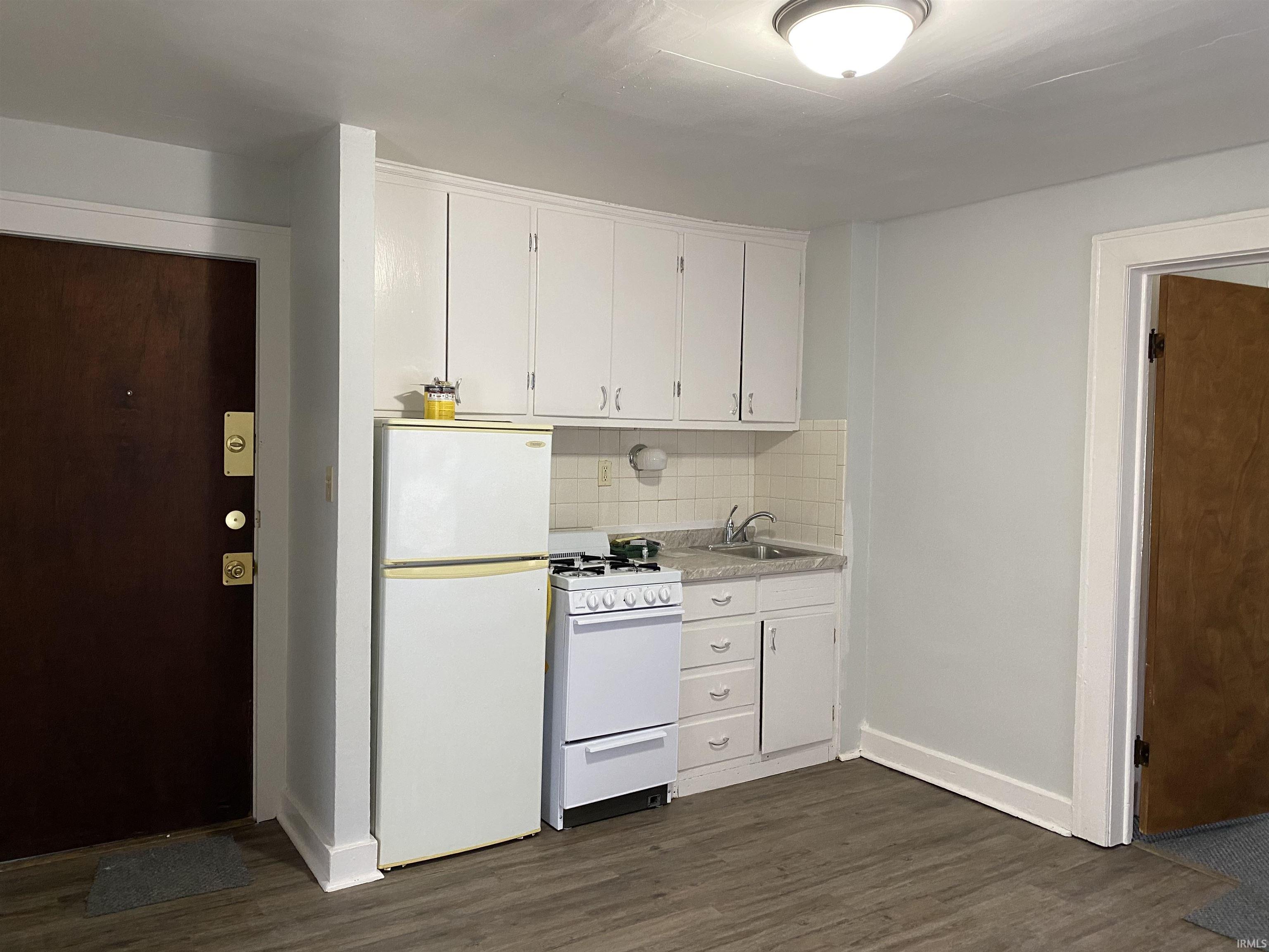 1328 Sinclair Street, Unit 3 Fort Wayne, IN 46808 - Photo 3 of 11