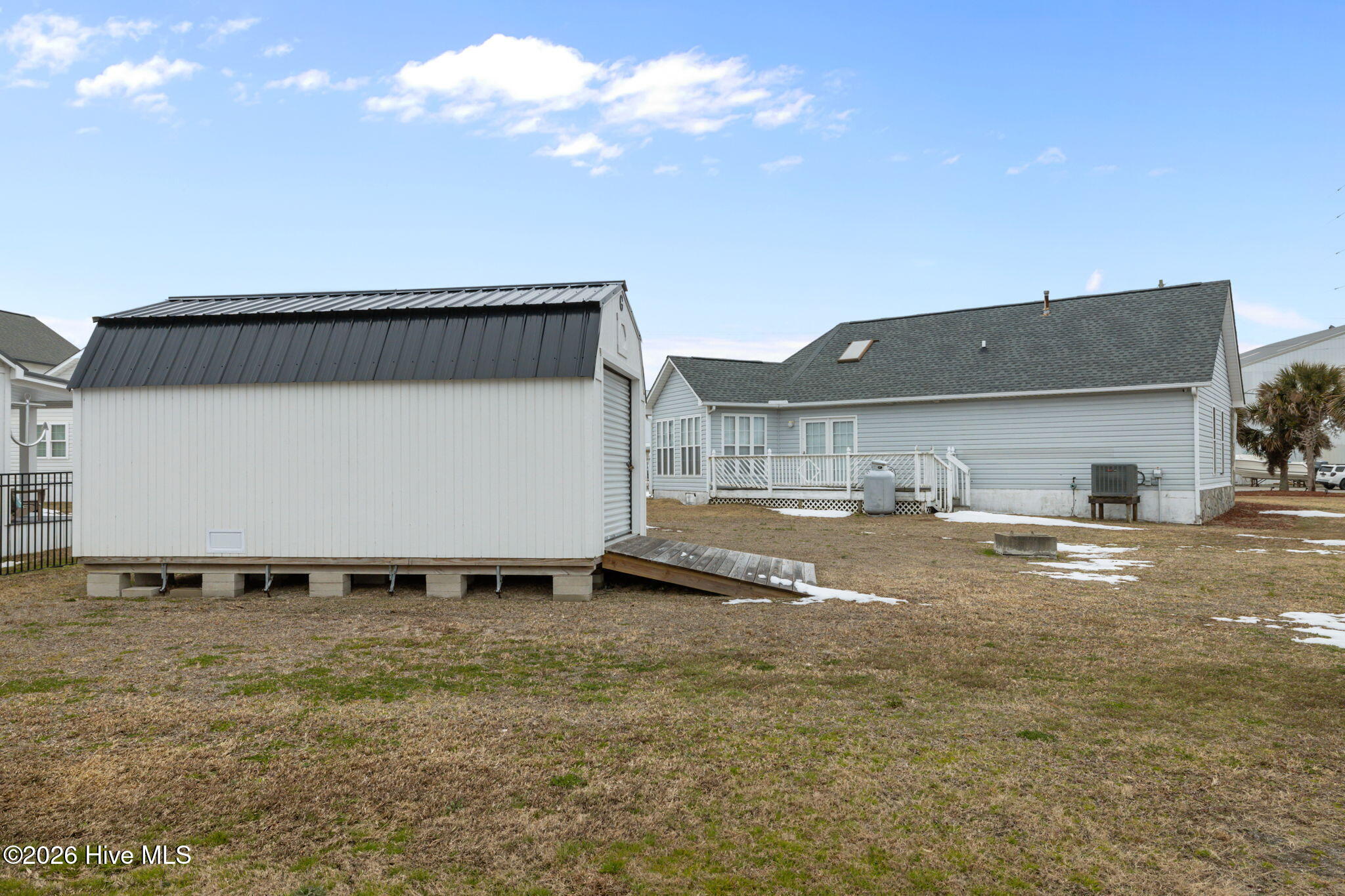 203 Old Causeway Road Atlantic Beach, NC 28512 - Photo 35 of 50 back of house