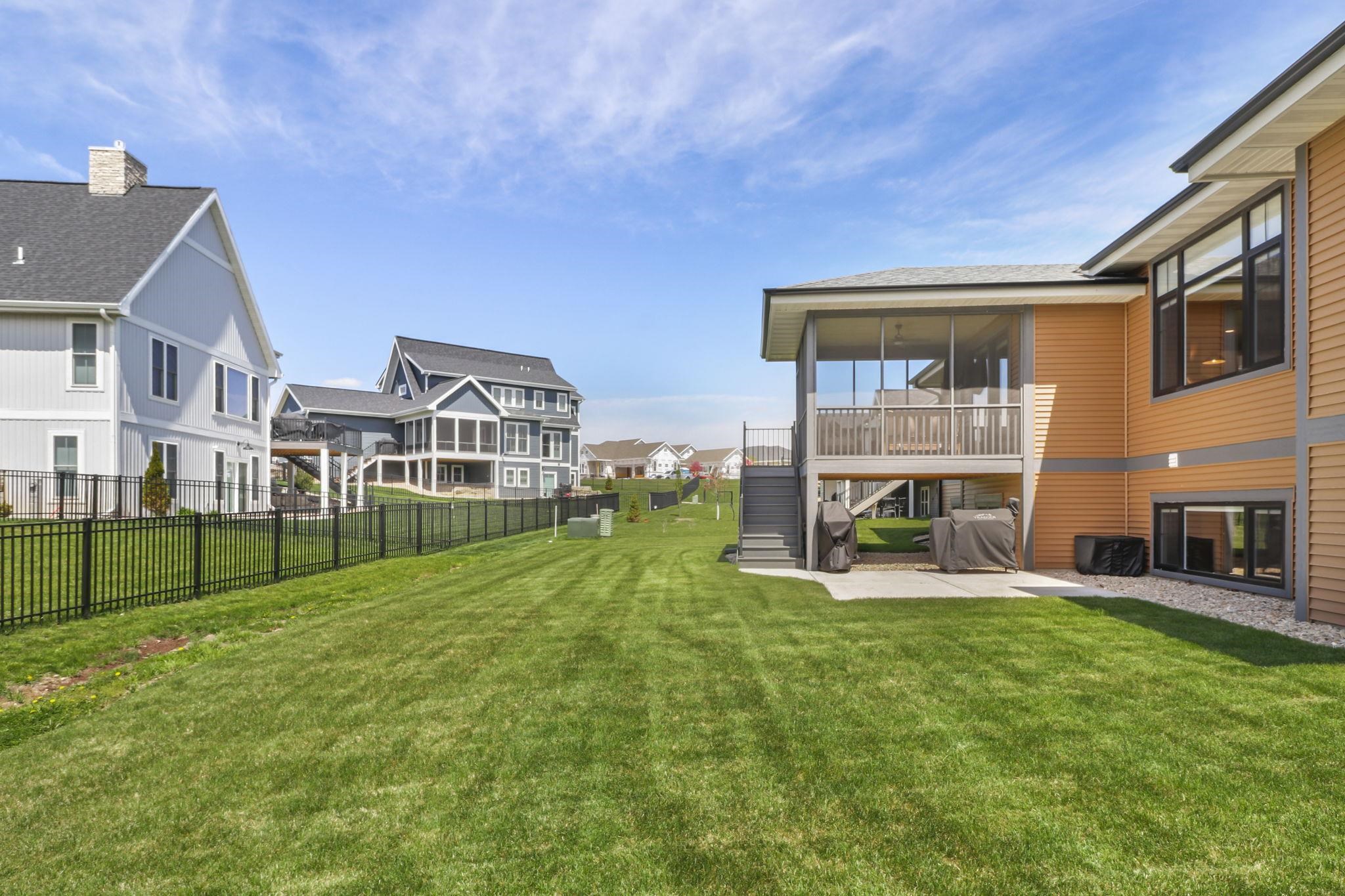 1150 Reese Trail Waunakee, WI 53597 - Photo 7 of 39
