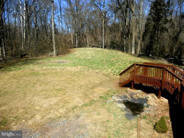 2463 Schaffer Road Pottstown, PA 19464 - Photo 20 of 22 Side Yard