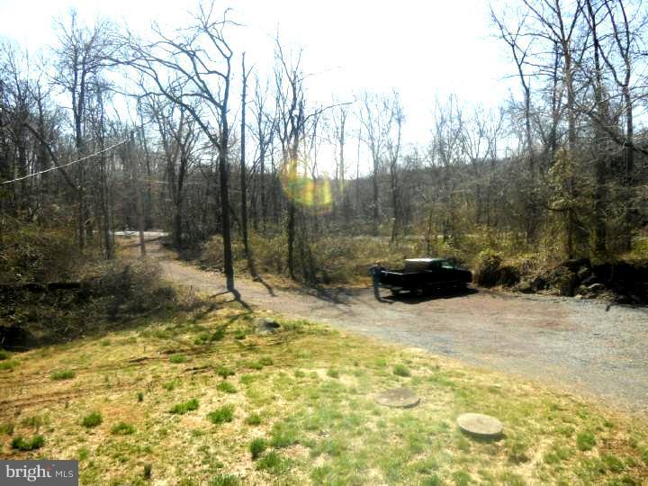 2463 Schaffer Road Pottstown, PA 19464 - Photo 21 of 22 Driveway
