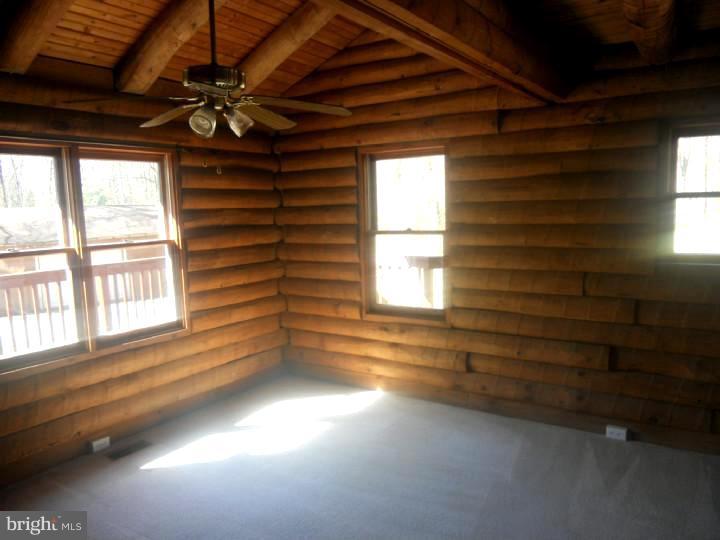 2463 Schaffer Road Pottstown, PA 19464 - Photo 7 of 22 Dining Room