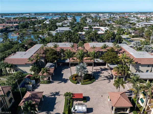 $1,099,000 | 1045 Sandpiper Street, Unit G204, Naples, FL 34102