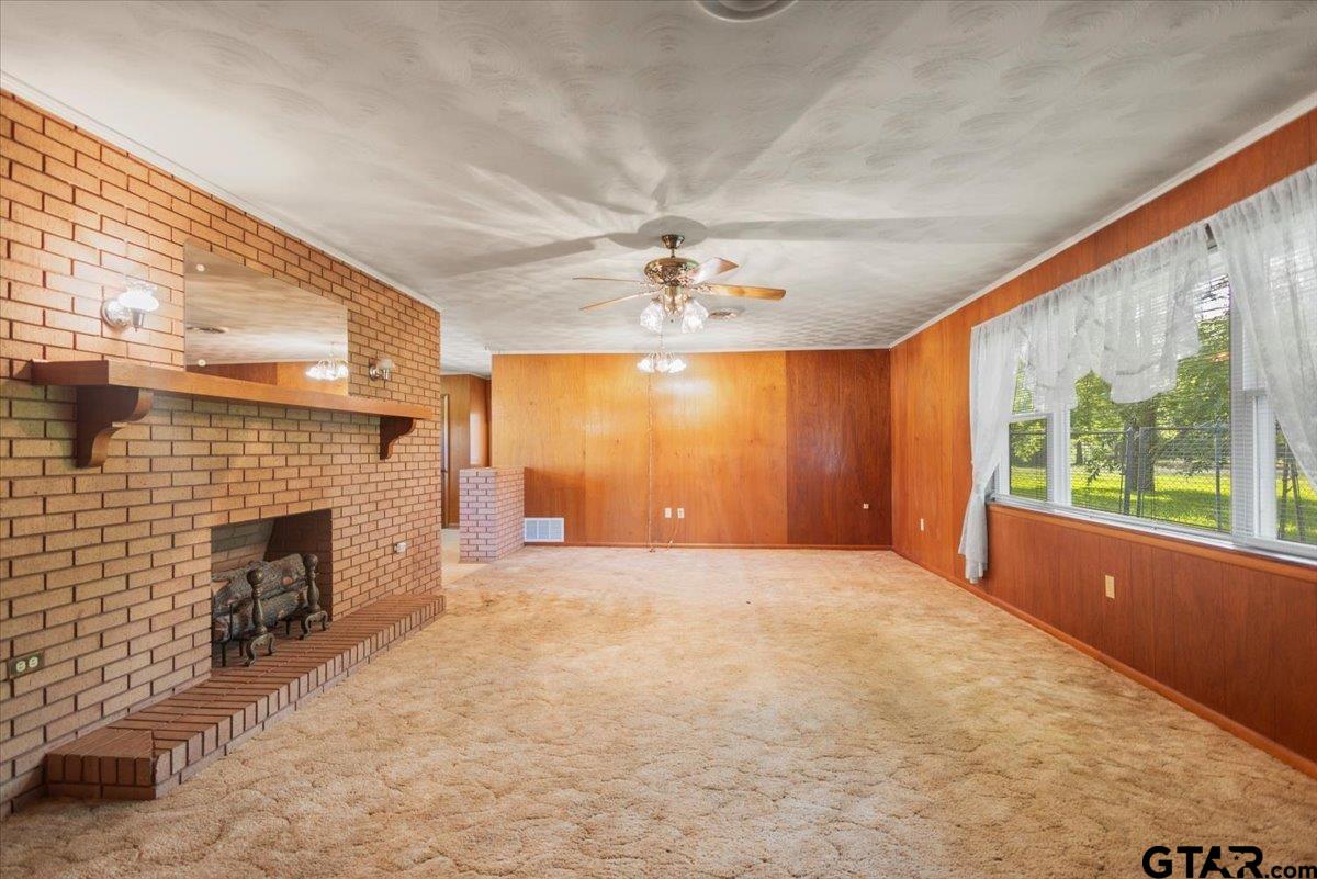 1201 East Johnson Drive Rusk, TX 75785 - Photo 7 of 48