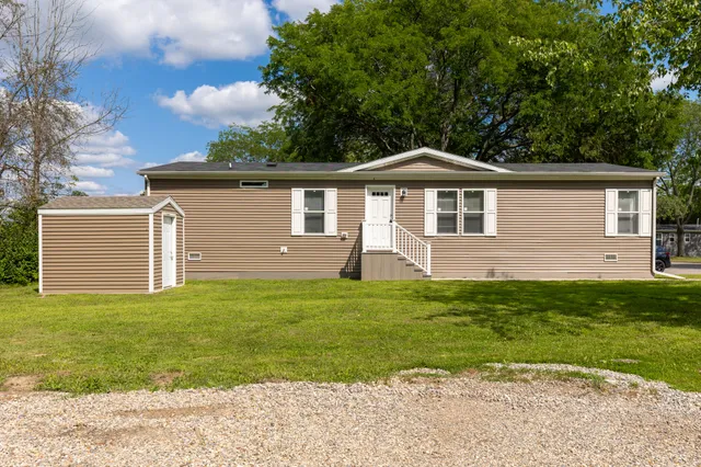 $104,900 | 714 Mill Street, Unit 75, Leslie, MI 49251