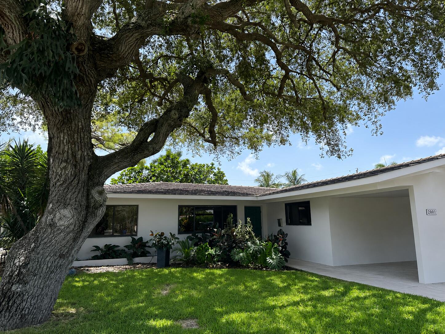 2001 North Victoria Park Road Fort Lauderdale, FL 33305 - Photo 1 of 3 A9E0E493-8C53-4363-8D8D-5066D88C5CF6