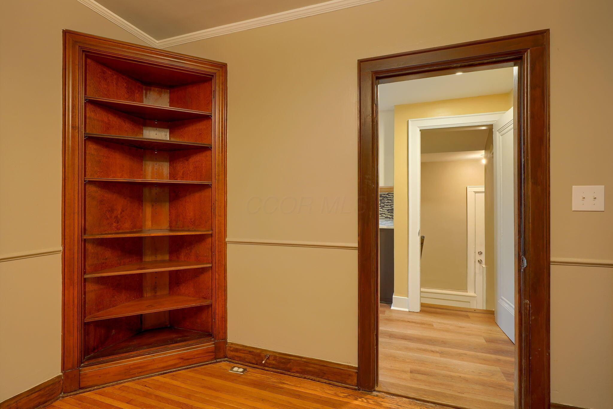 891 Vernon Road Columbus, OH 43209 - Photo 21 of 38