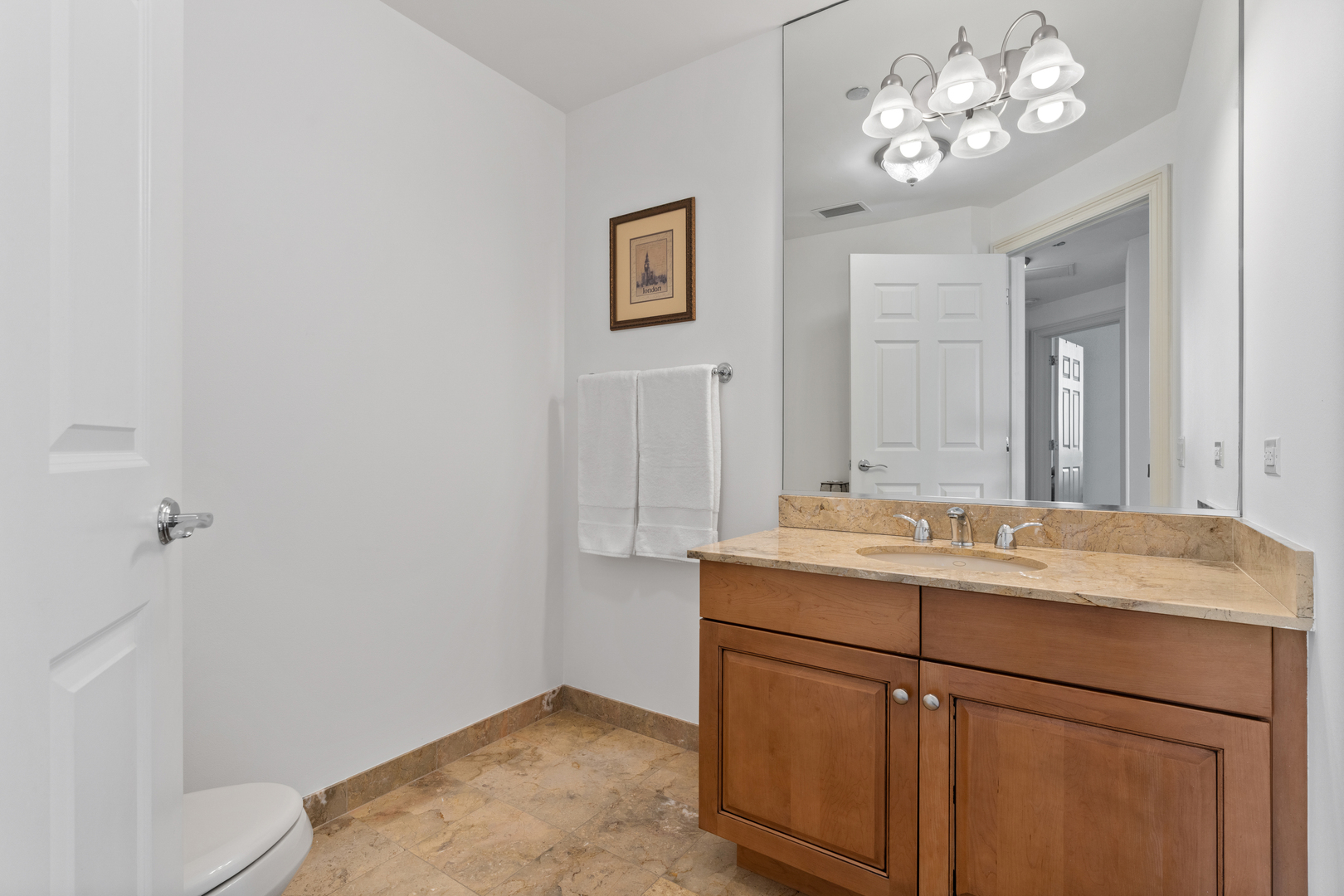 21 East Huron Street, Unit 2803 Chicago, IL 60611 - Photo 13 of 37